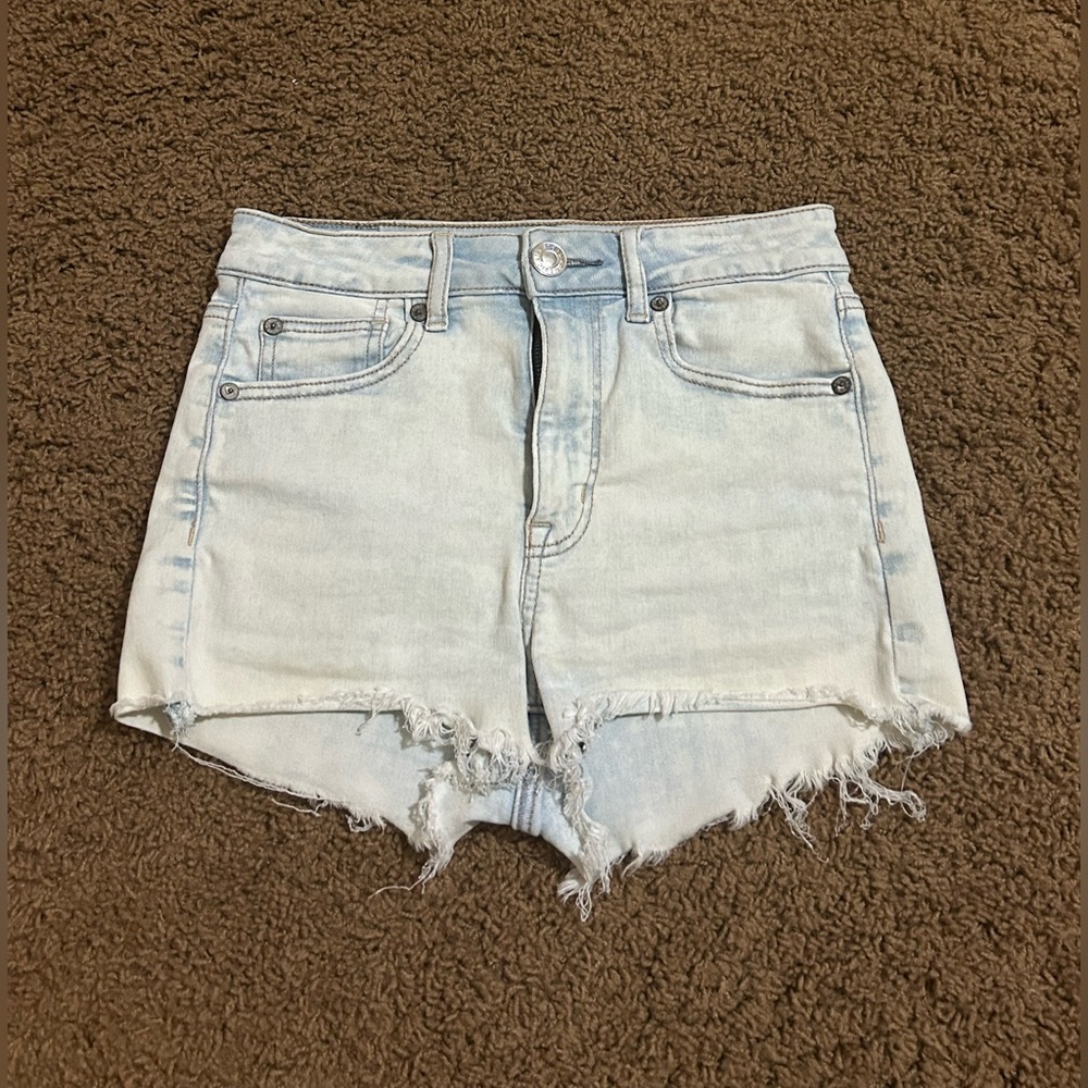 light wash american eagle shorts